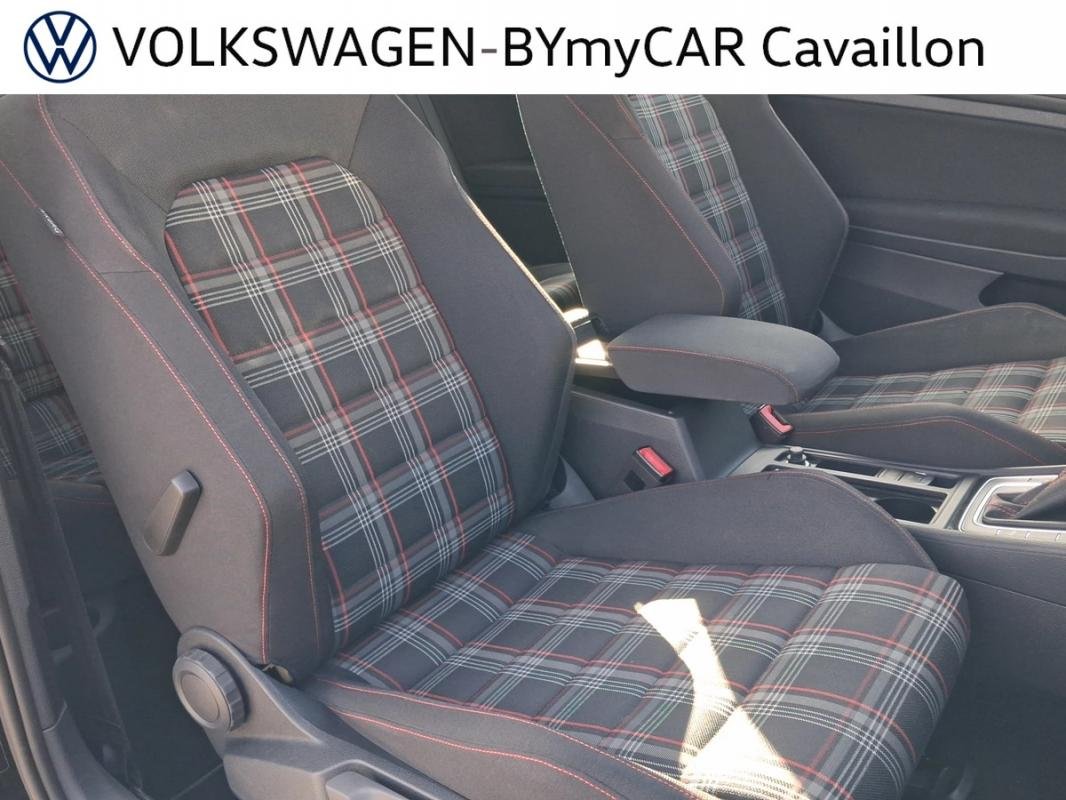 Volkswagen Golf - Photo 16