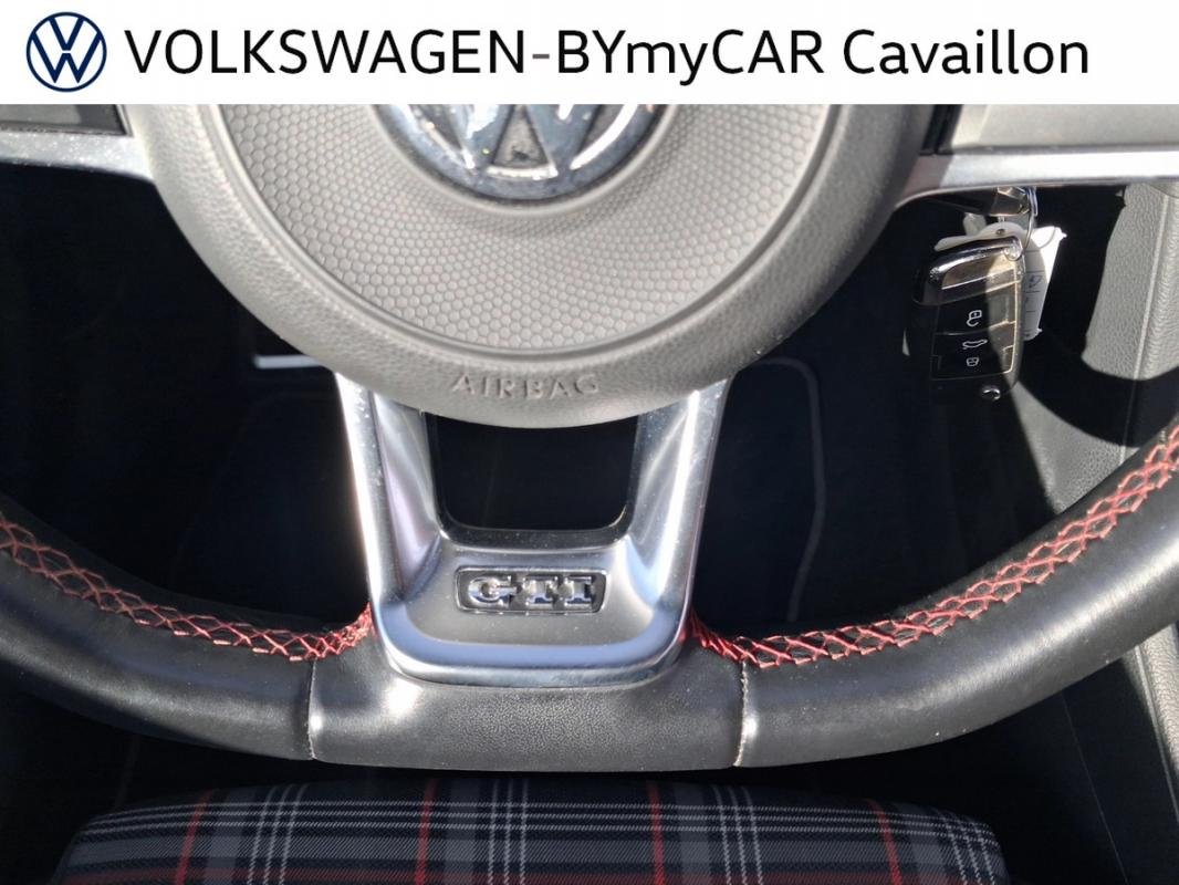 Volkswagen Golf - Photo 19