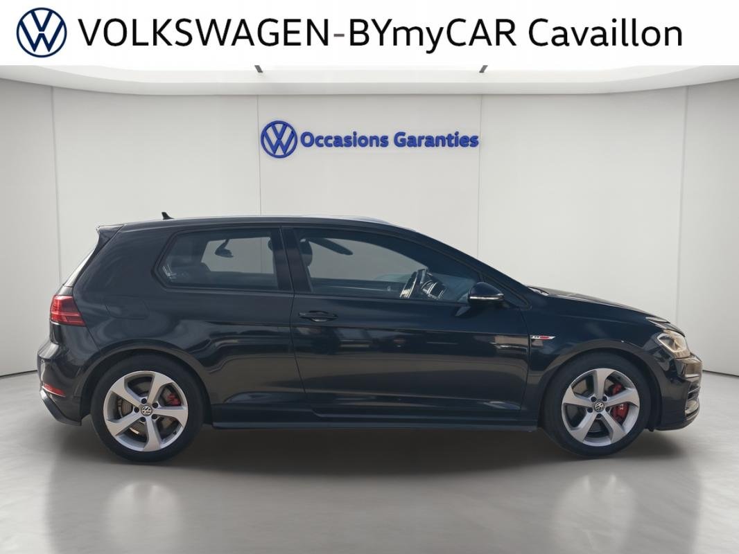 Volkswagen Golf - Photo 4