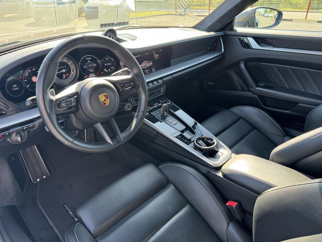 Porsche 911 - Photo 6
