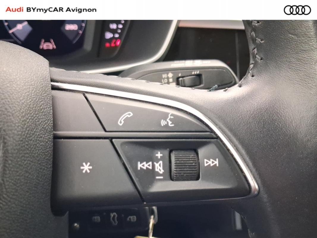 Audi Q3 - Photo 24
