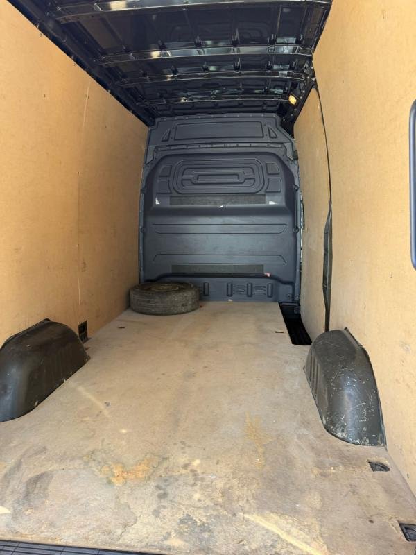 Mercedes Sprinter - Photo 18