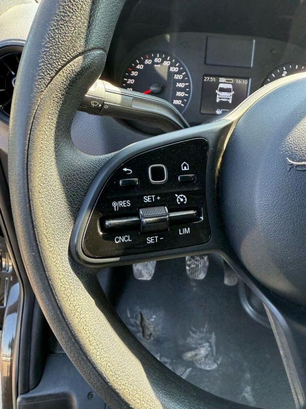 Mercedes Sprinter - Photo 27