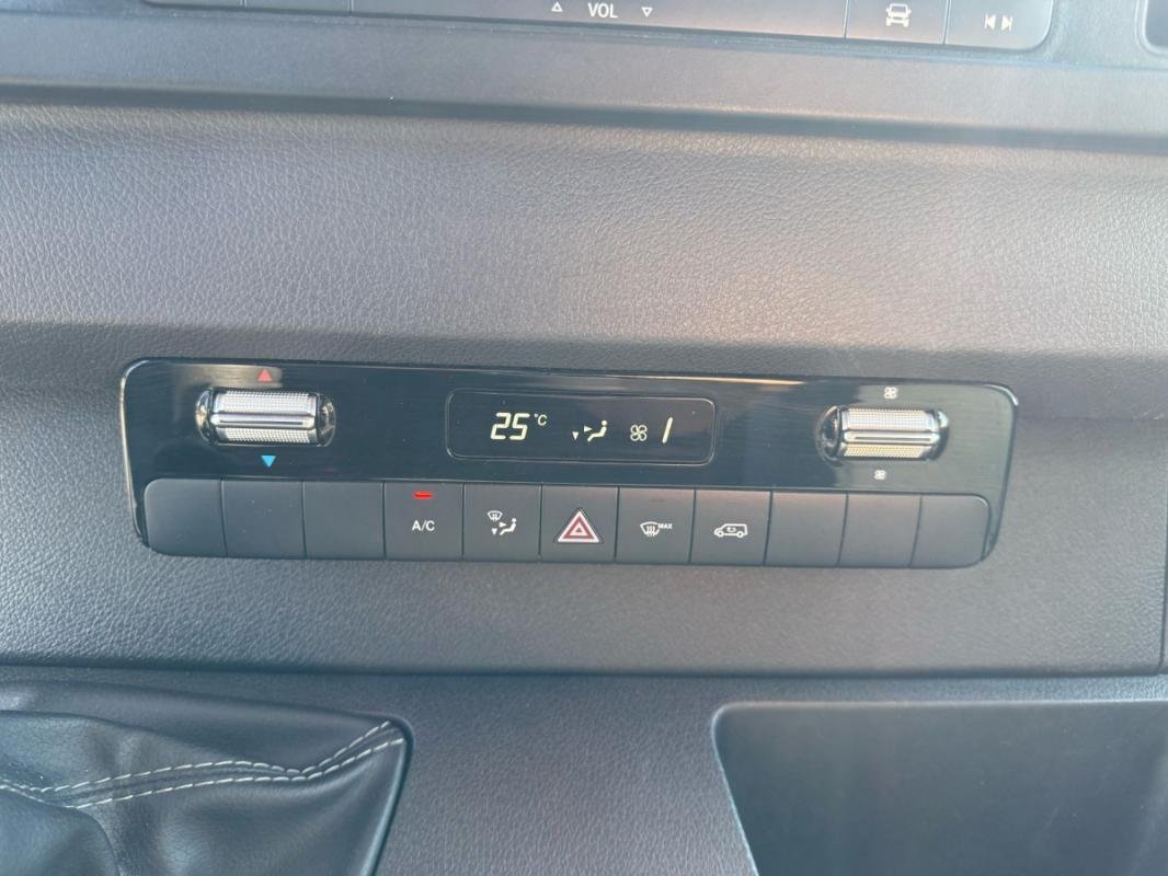 Mercedes Sprinter - Photo 31