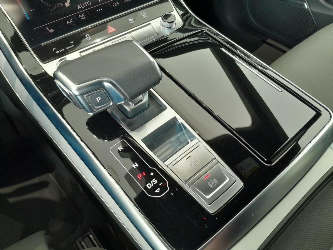 Audi Q8 - Photo 14