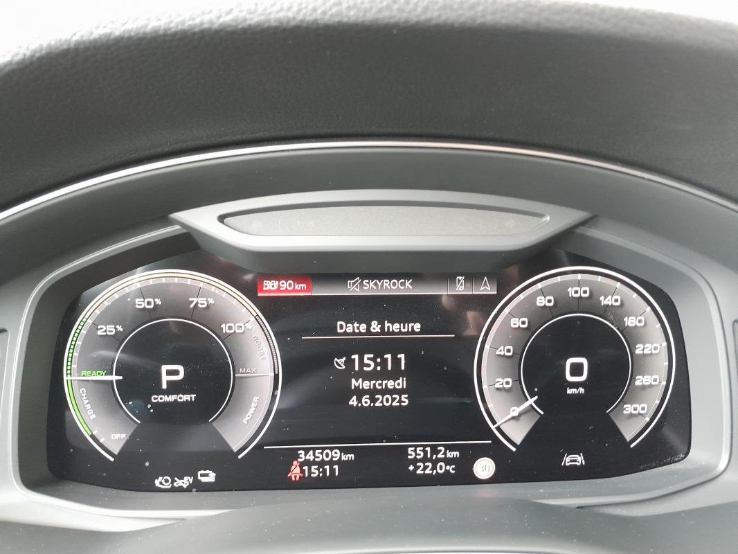 Audi Q8 - Photo 21