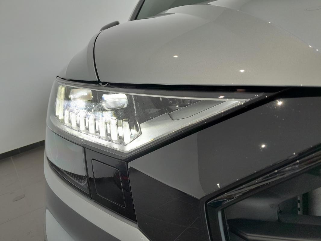 Audi Q8 - Photo 23