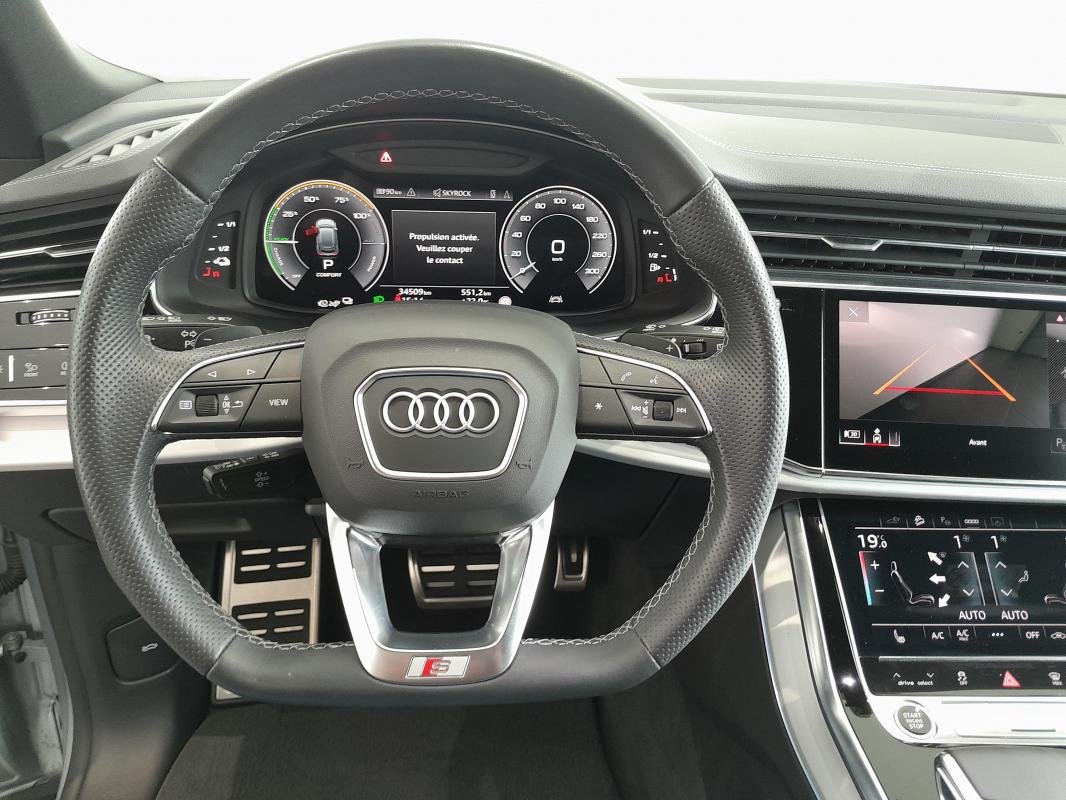 Audi Q8 - Photo 25