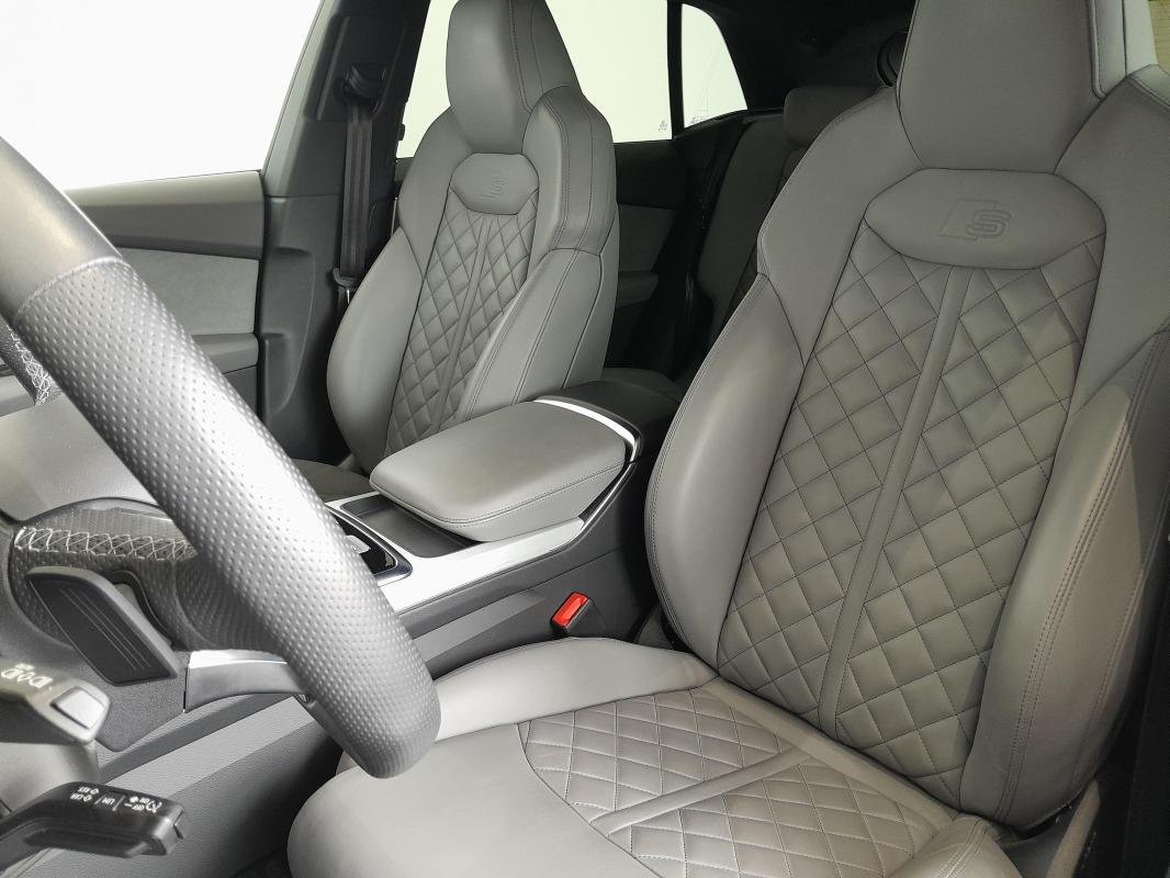 Audi Q8 - Photo 9