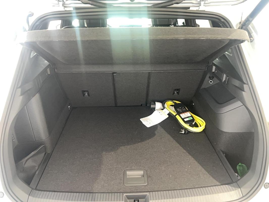 Volkswagen Tiguan - Photo 13