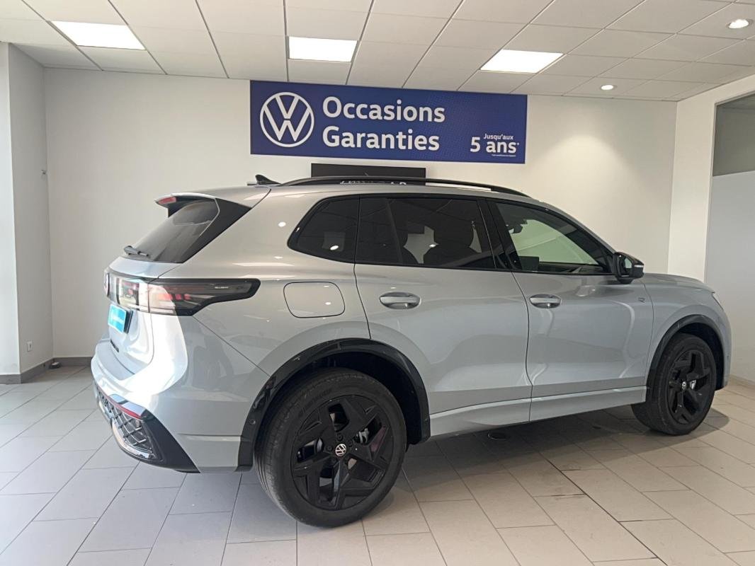 Volkswagen Tiguan - Photo 18