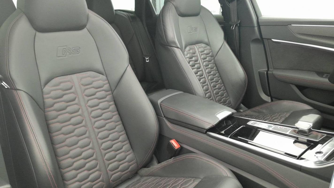 Audi RS6 Avant - Photo 11