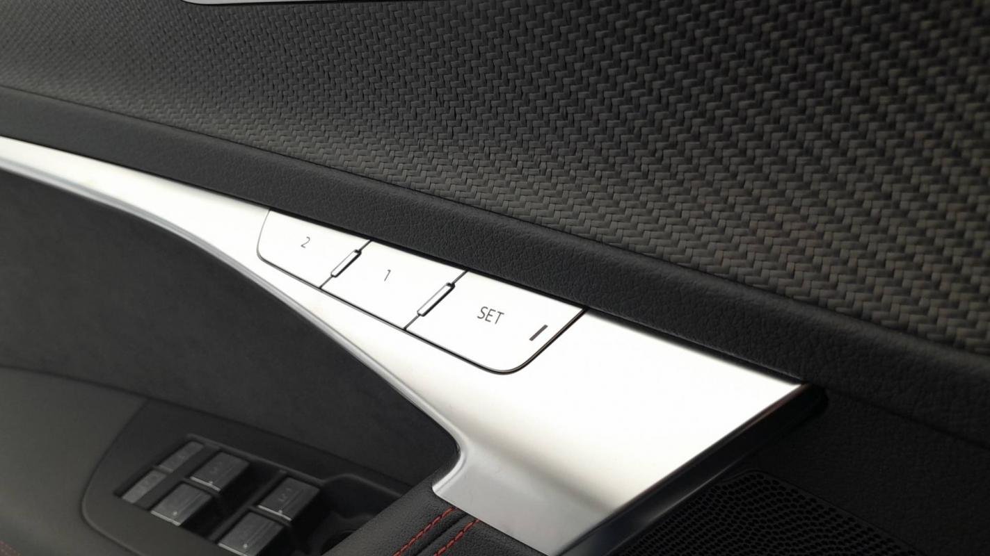 Audi RS6 Avant - Photo 22
