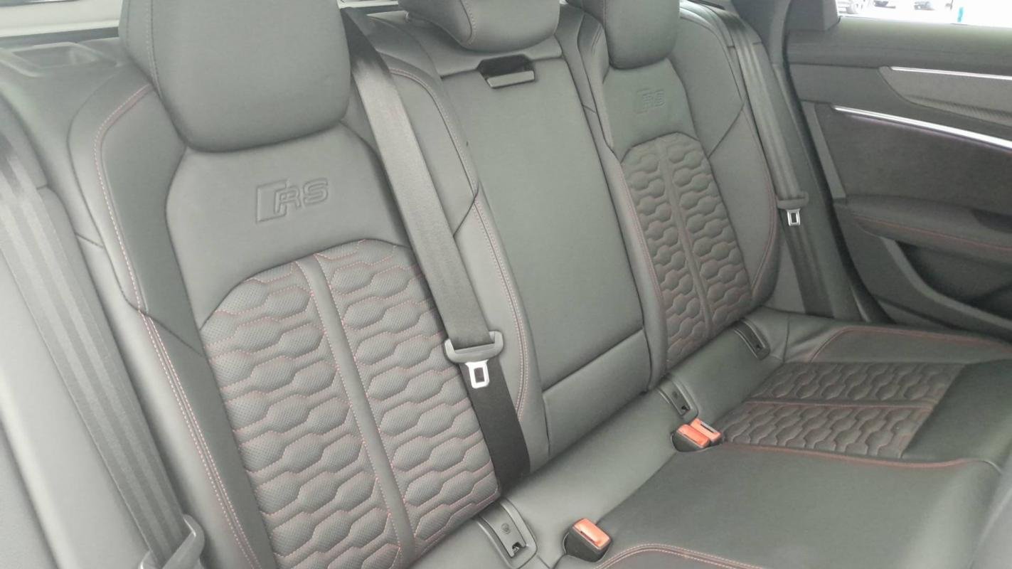 Audi RS6 Avant - Photo 10