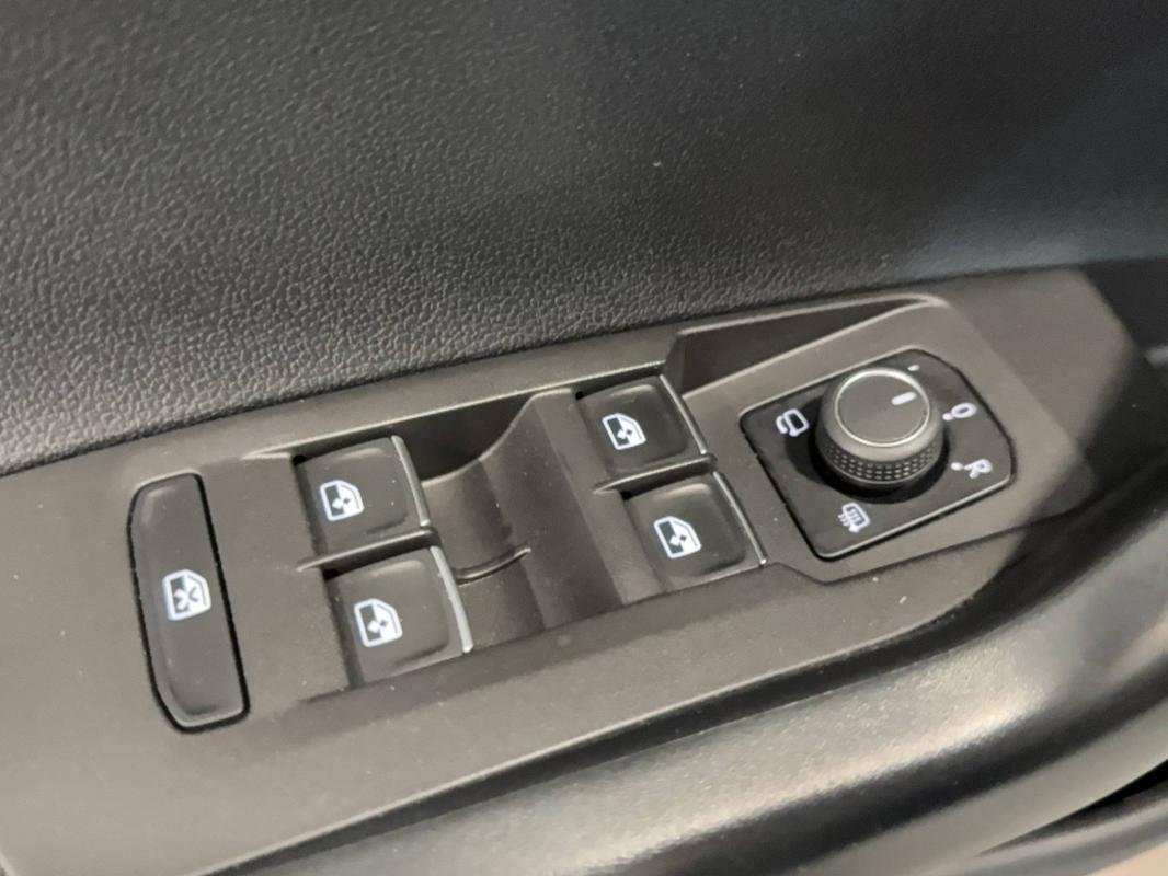 Volkswagen Polo - Photo 11