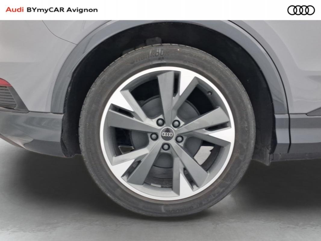 Audi Q4 e-tron - Photo 11