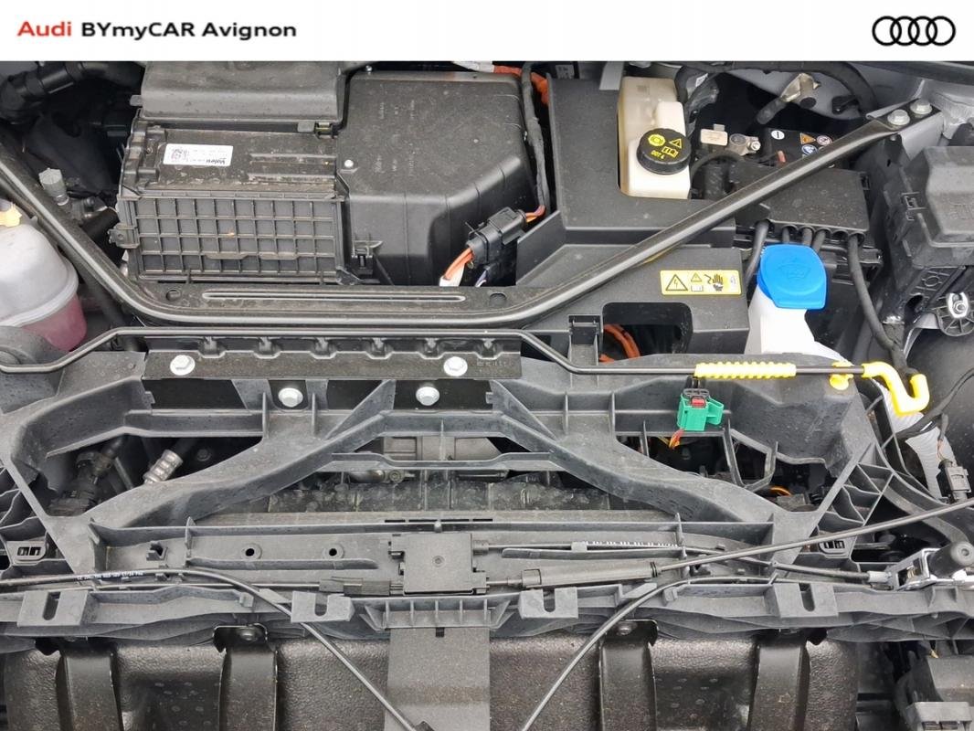 Audi Q4 e-tron - Photo 16
