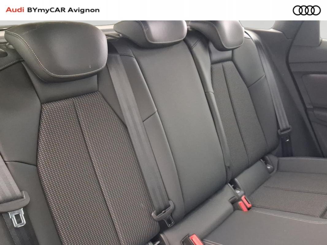 Audi Q4 e-tron - Photo 24