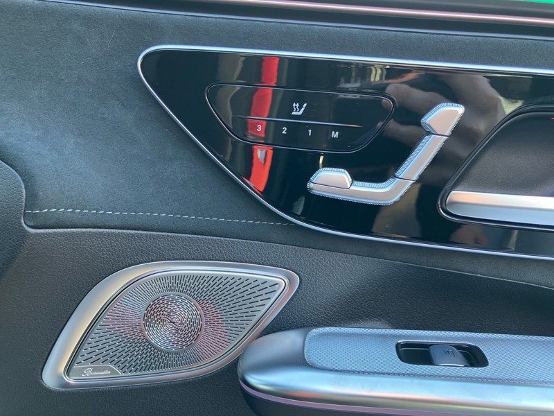 Mercedes EQE - Photo 16
