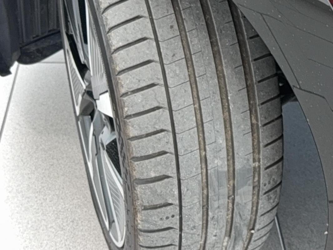 Peugeot 208 - Photo 21