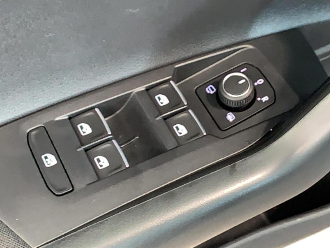 Volkswagen Polo - Photo 16