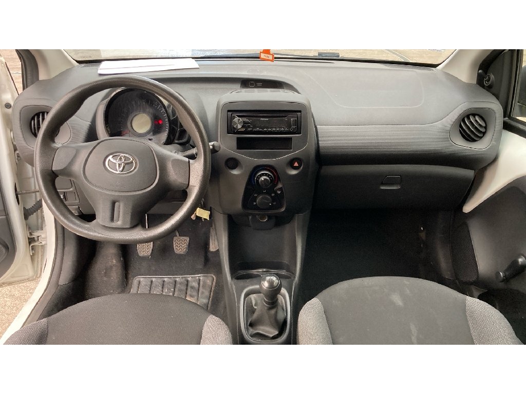 Toyota Aygo - Photo 5