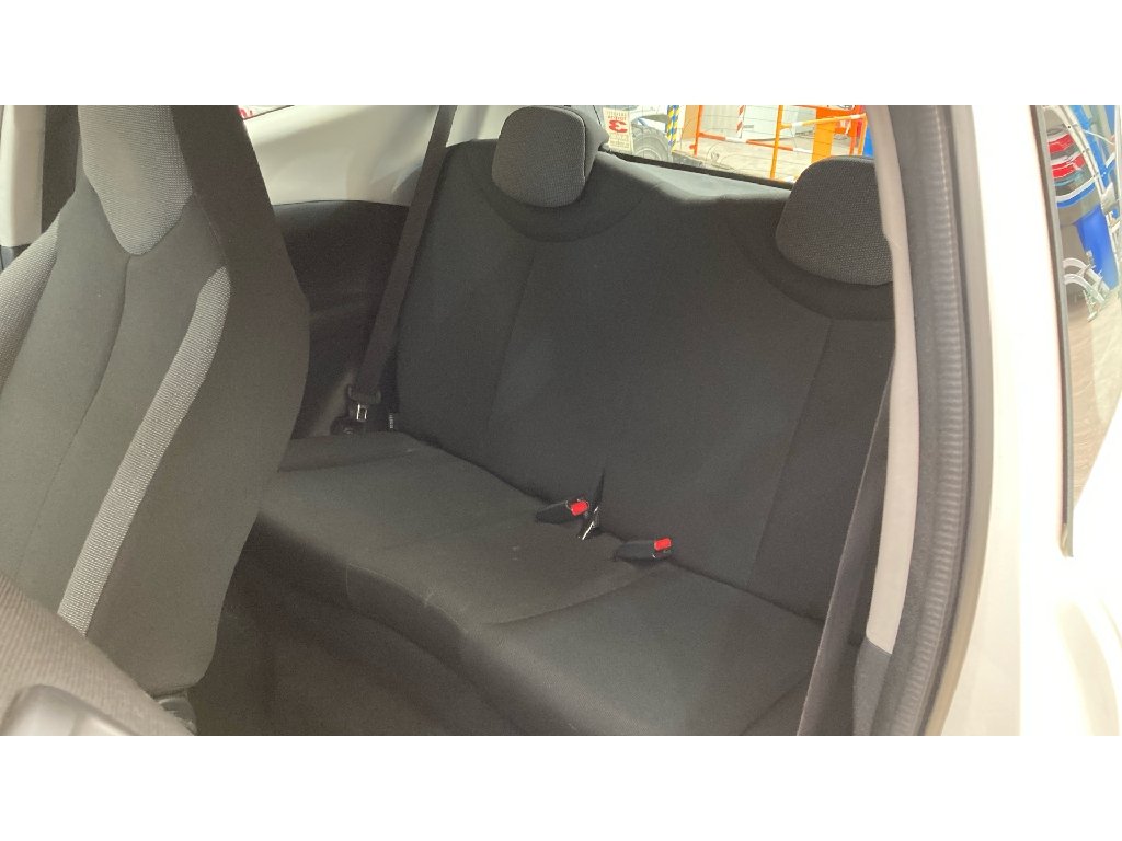 Toyota Aygo - Photo 7