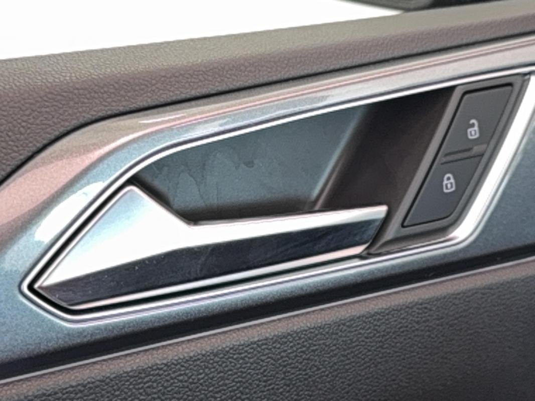 Volkswagen Polo - Photo 17