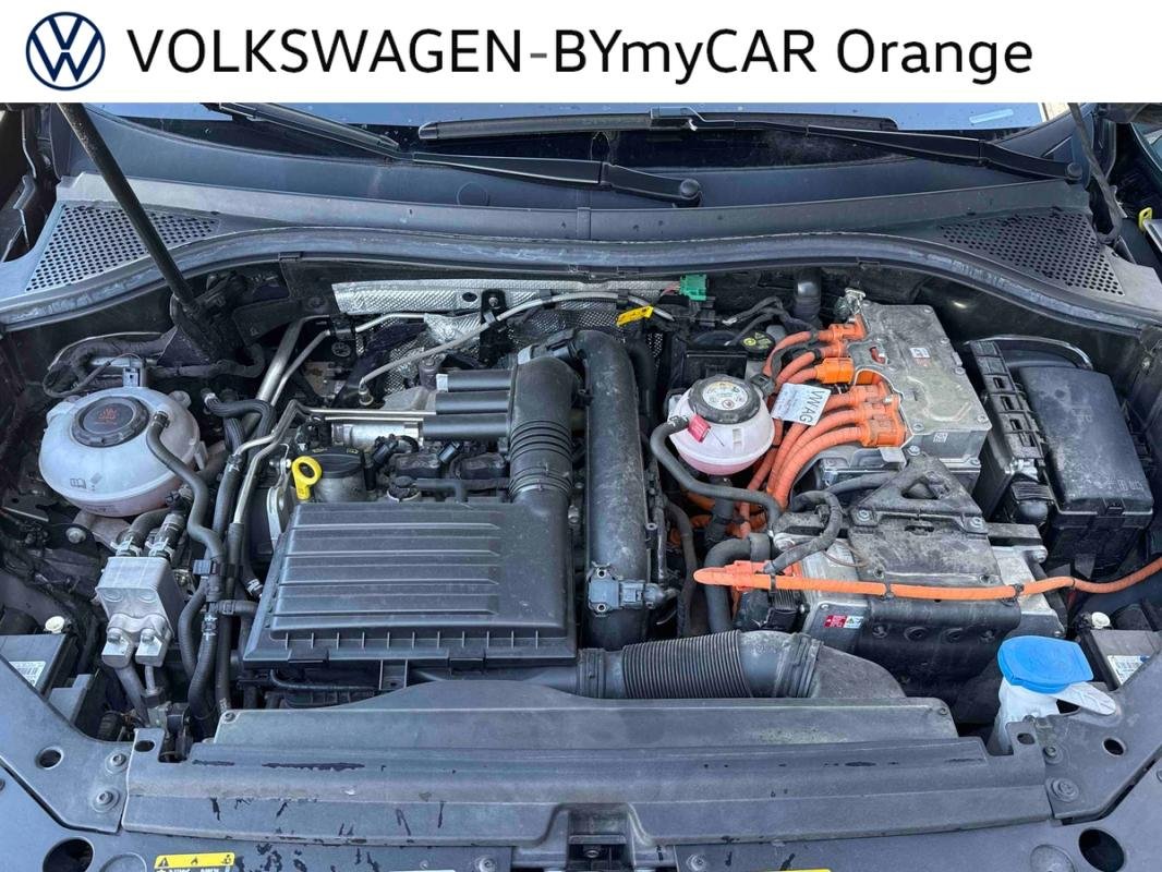 Volkswagen Tiguan - Photo 14