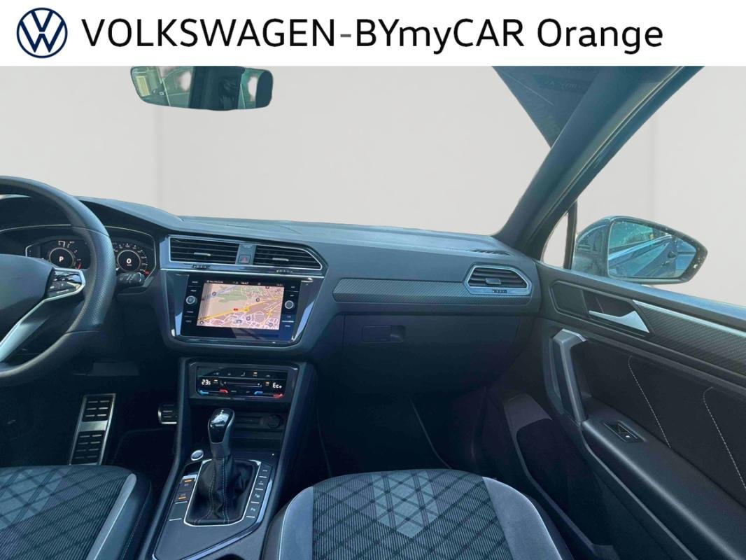 Volkswagen Tiguan - Photo 24