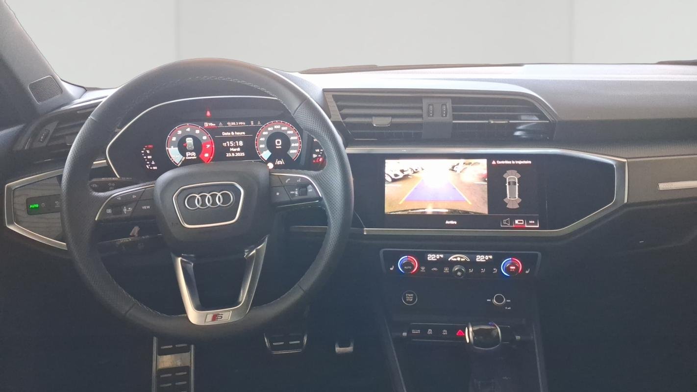 Audi Q3 - Photo 15