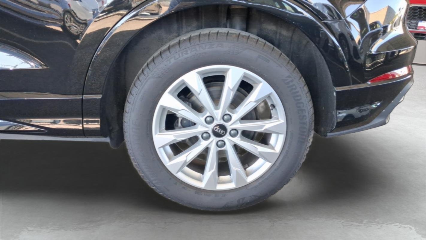Audi Q3 - Photo 10