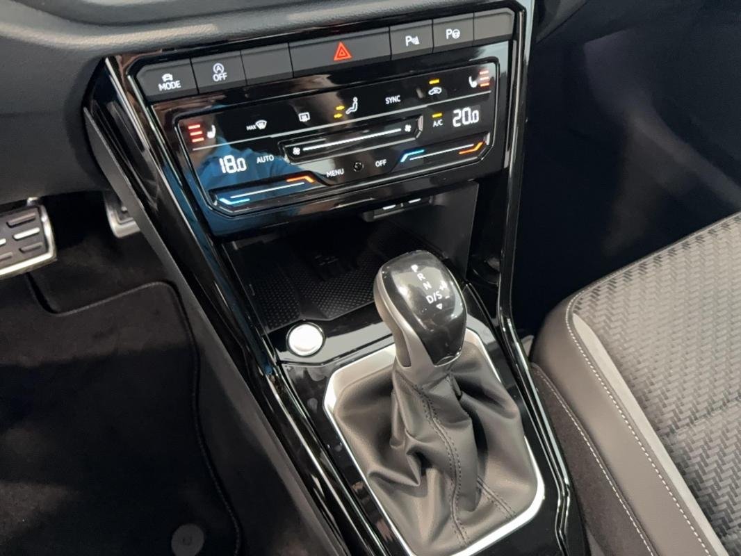 Volkswagen T-Roc - Photo 11
