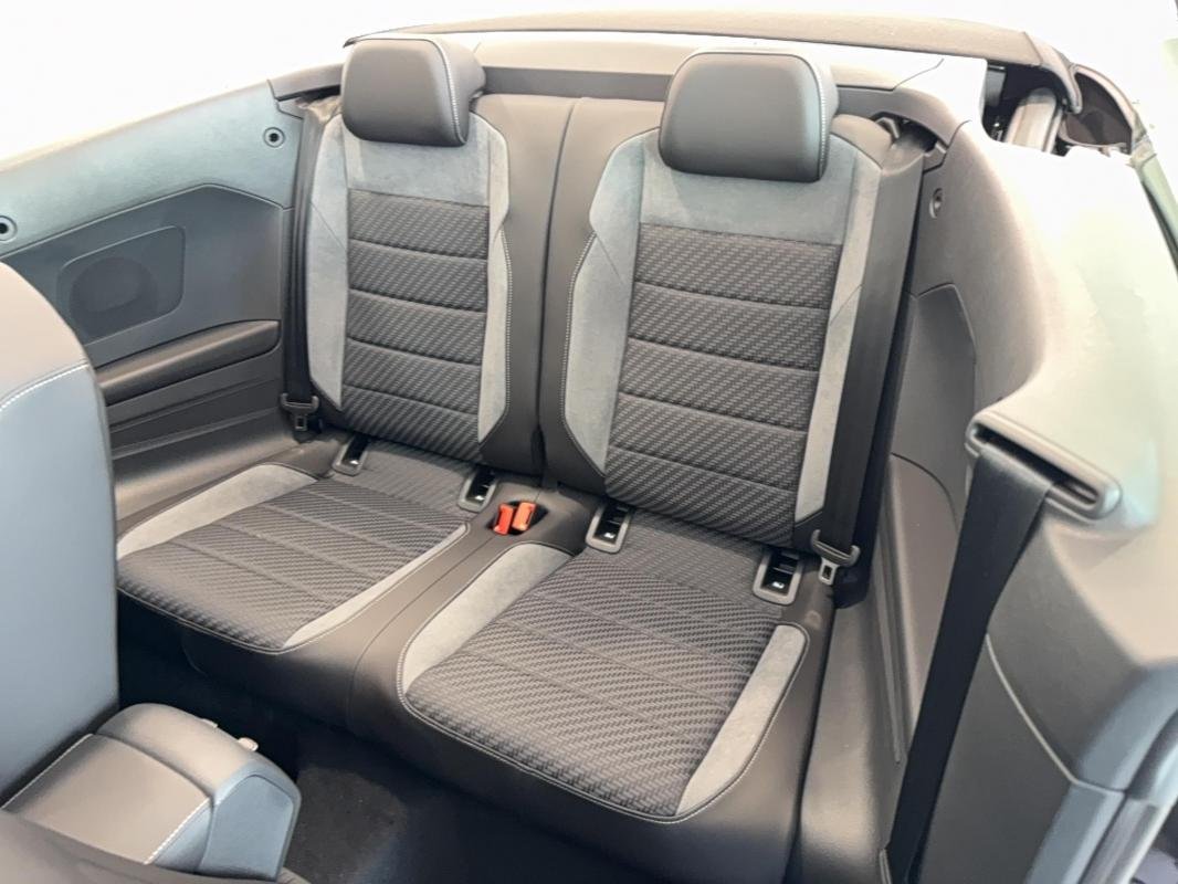 Volkswagen T-Roc - Photo 13