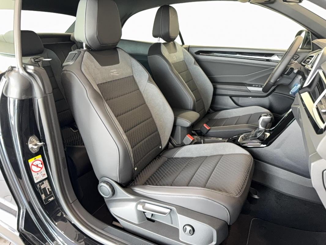 Volkswagen T-Roc - Photo 15