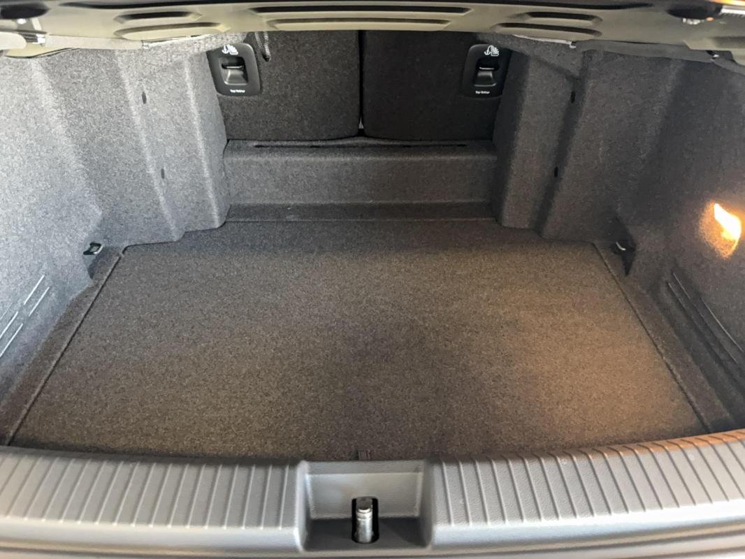 Volkswagen T-Roc - Photo 16