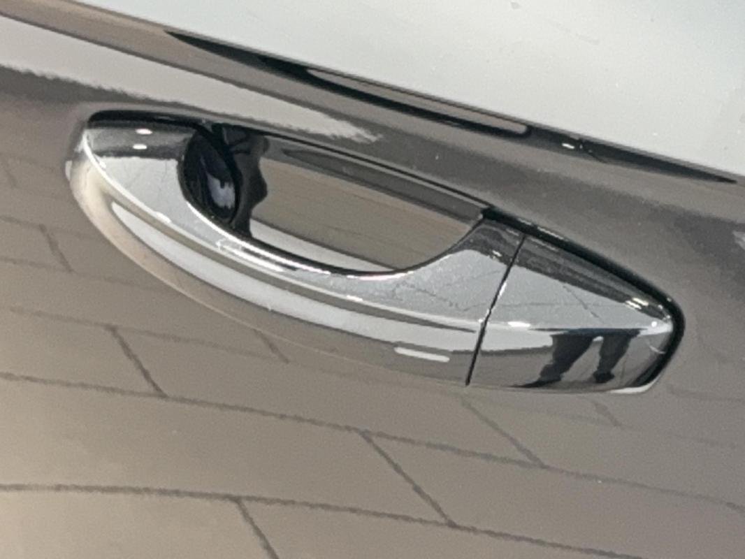 Volkswagen T-Roc - Photo 17