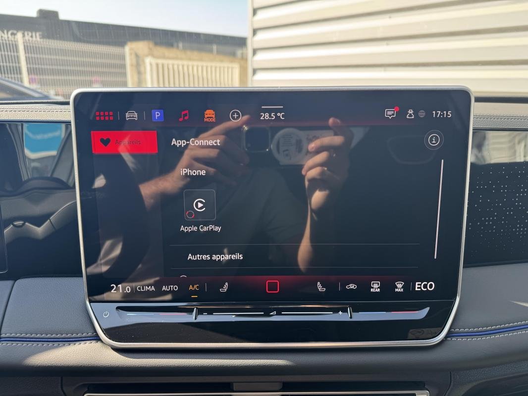 Volkswagen Tiguan - Photo 15