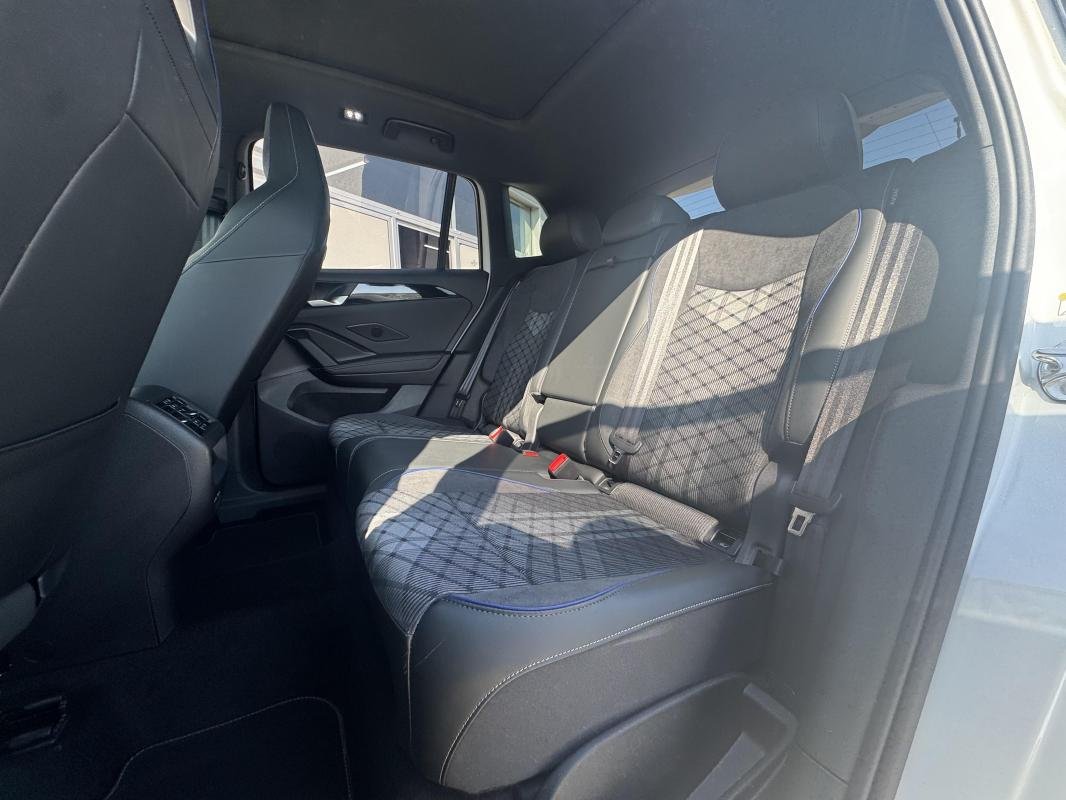 Volkswagen Tiguan - Photo 19