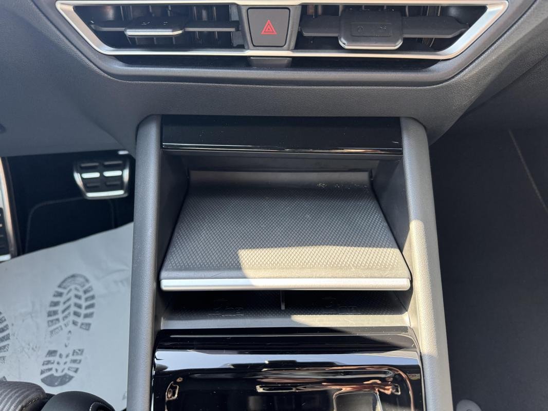 Volkswagen Tiguan - Photo 24