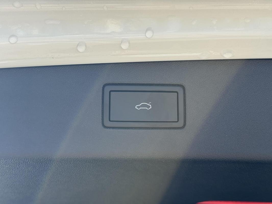 Volkswagen Tiguan - Photo 26