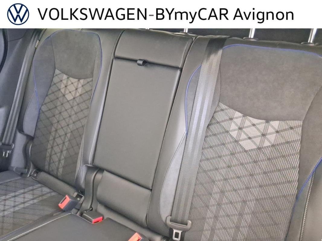 Volkswagen Tiguan - Photo 24