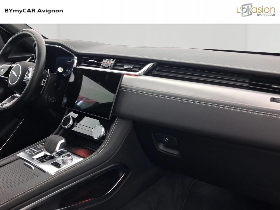 Jaguar F-Pace - Photo 27