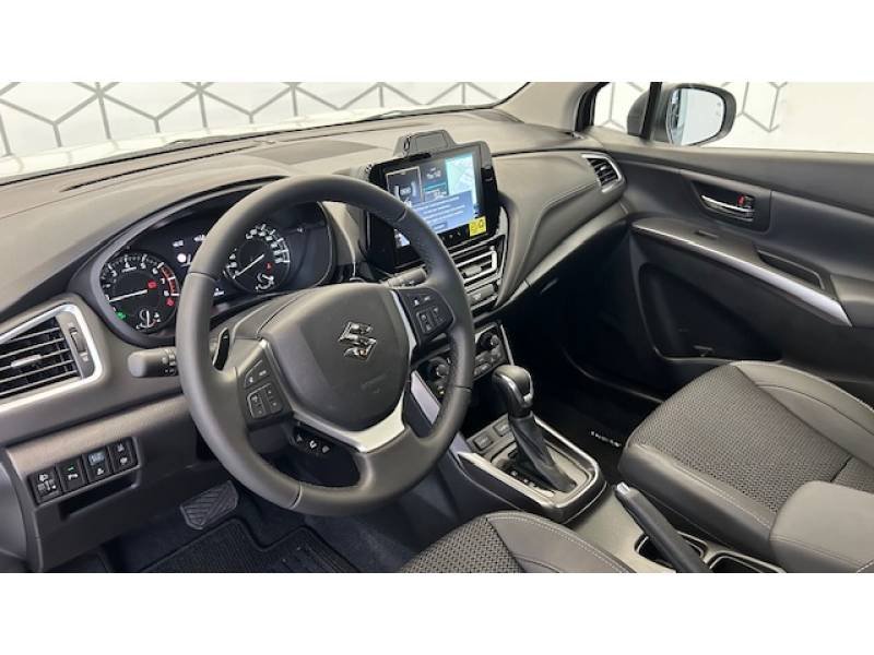 Suzuki s-cross - Photo 20
