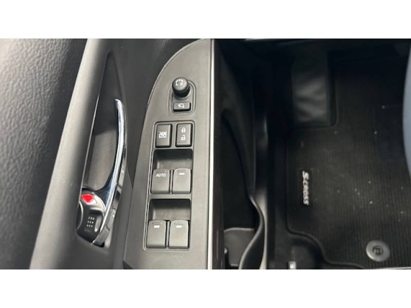Suzuki s-cross - Photo 21