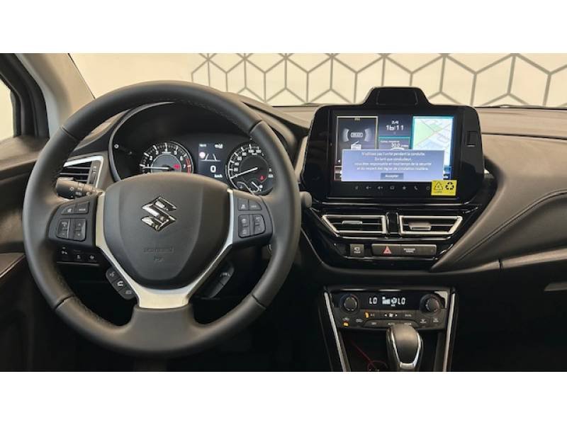 Suzuki s-cross - Photo 23