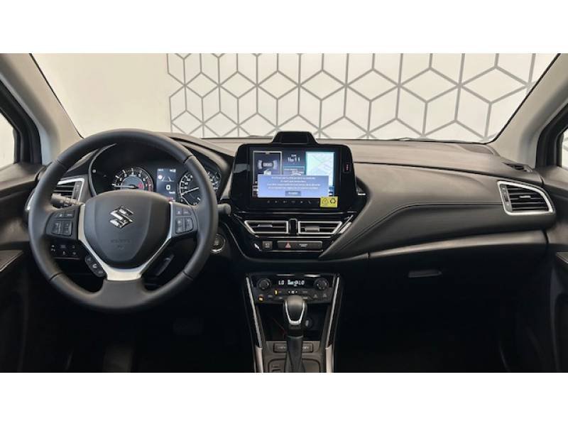 Suzuki s-cross - Photo 8