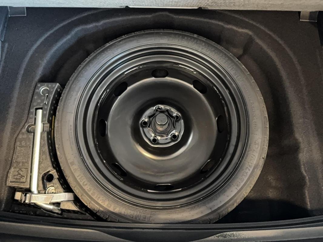 Volkswagen Golf - Photo 23
