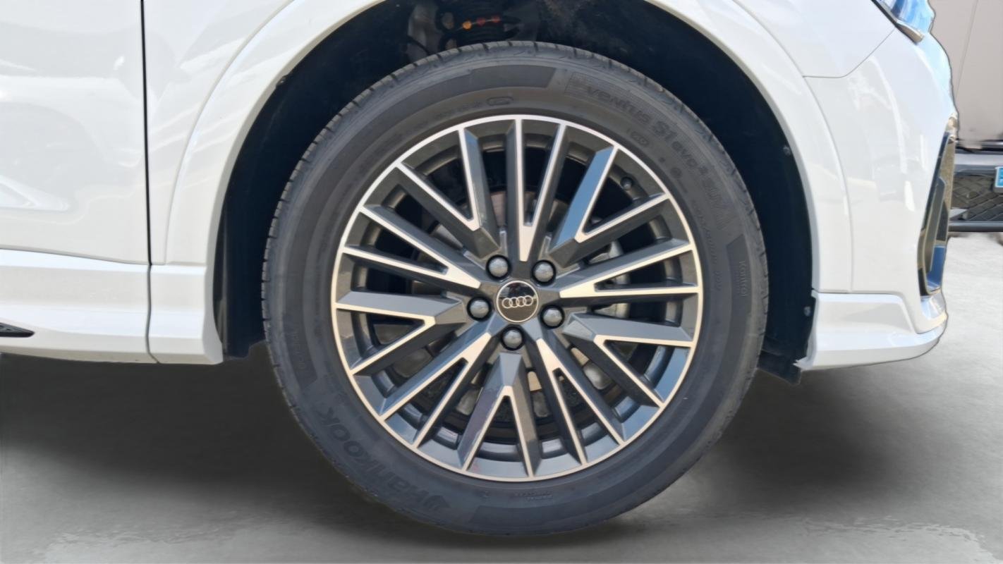 Audi Q3 - Photo 12