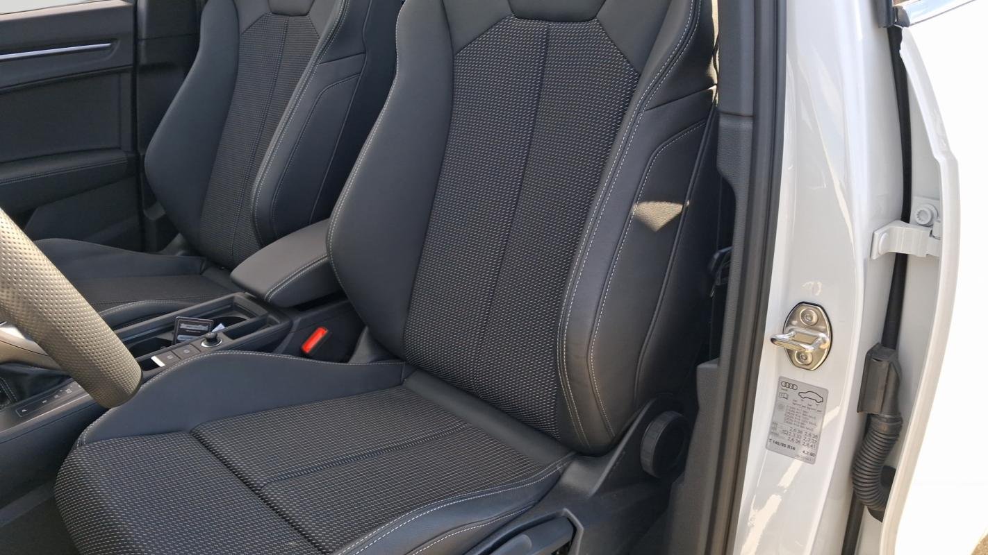 Audi Q3 - Photo 19